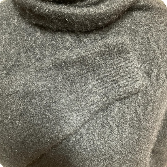 The Row Sweater - Picture 4 of 8